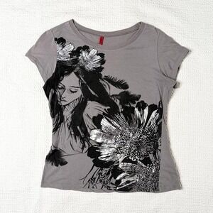 Ten & Co grungy portrait graphic tee